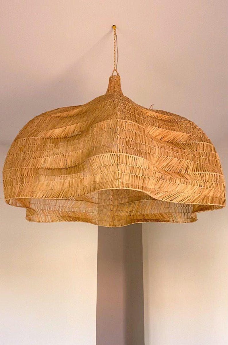 Raffia Pendant Light – Flower Shape