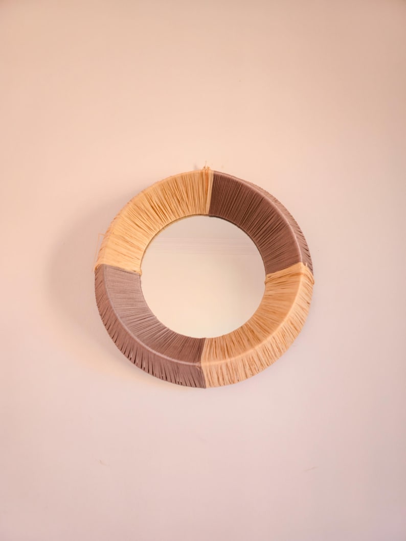 Moroccan cord raffia mirror in round shape