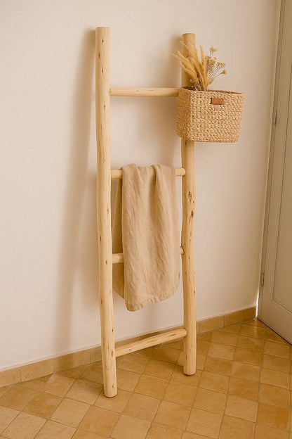 Decorative Wooden Ladder – 150cm