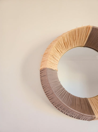Moroccan cord raffia mirror in round shape