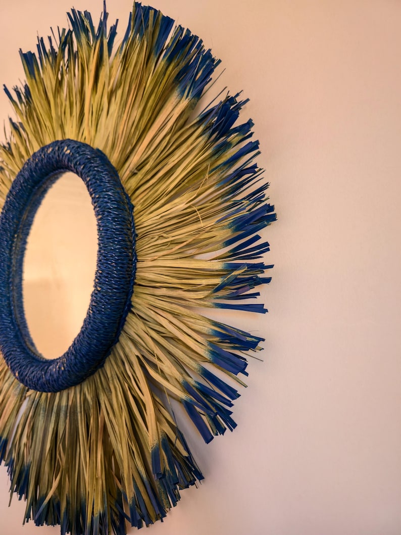 Moroccan paille & cord mirror in round shape