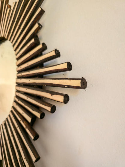 Moroccan wood mirror in round shape