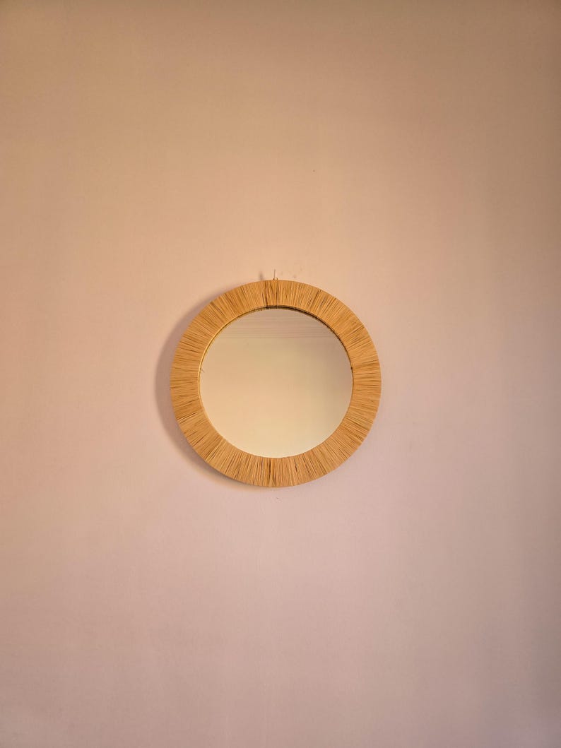Moroccan cord raffia mirror in round shape