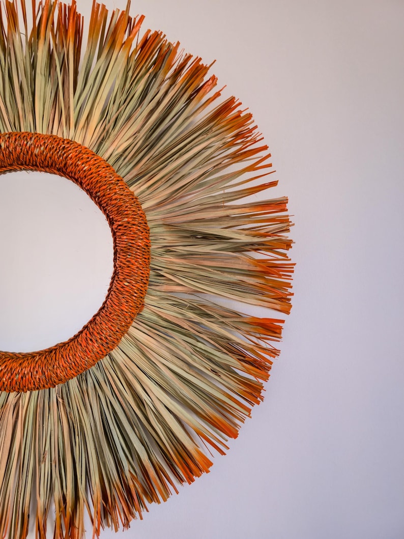 Moroccan paille & cord mirror in round shape