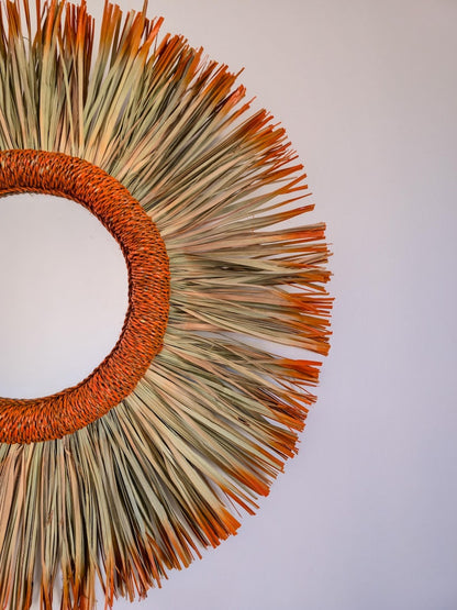 Moroccan paille & cord mirror in round shape