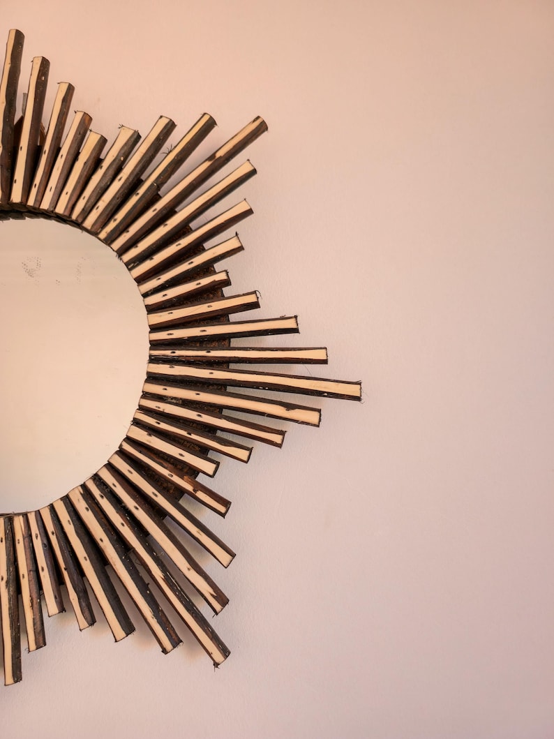 Moroccan wood mirror in round shape